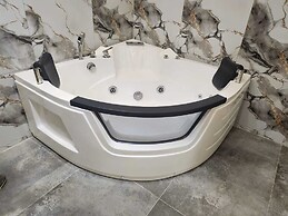 London Restaurant Hotel