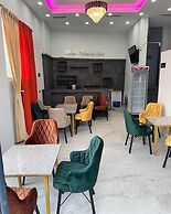 London Restaurant Hotel
