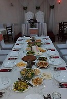 London Restaurant Hotel