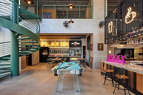 Moxy Shanghai Putuo