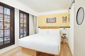 Moxy Shanghai Putuo