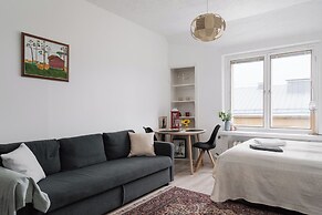 Renovated Top Floor Studio in Kallio