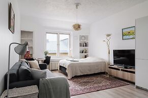 Renovated Top Floor Studio in Kallio