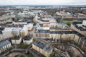 Renovated Top Floor Studio in Kallio