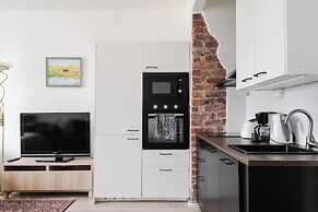 Renovated Top Floor Studio in Kallio