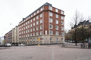 Renovated Top Floor Studio in Kallio