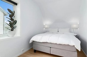 Wonderfully Located, 2bedroom, Balcony