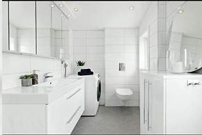 Wonderfully Located, 2bedroom, Balcony