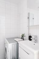 Renovated Top Floor Studio in Kallio