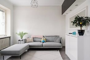 Renovated Top Floor Studio in Kallio