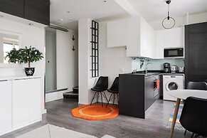 Renovated Top Floor Studio in Kallio