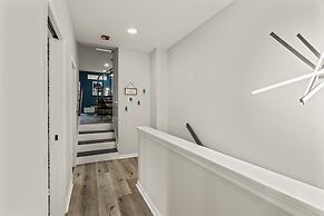 Family Oasis with 3BR, Games, WIFI & BBQ