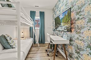 Family Oasis with 3BR, Games, WIFI & BBQ