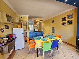 Country View Apartment