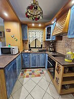 Country View Apartment