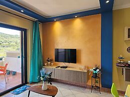 Country View Apartment