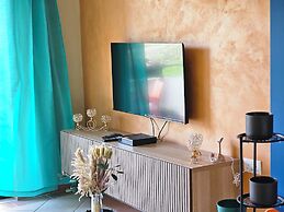 Country View Apartment