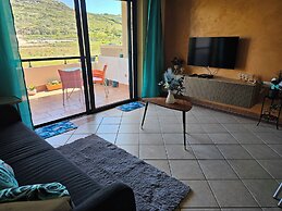 Country View Apartment