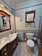 Country View Apartment