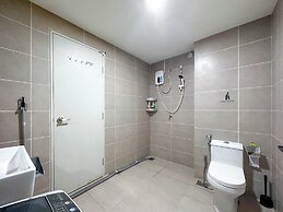 D'Sara Sentral Suites by Manhattan Group