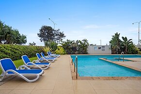 Absolute Beachfront Apartment in Surfers