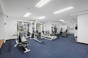 Absolute Beachfront Apartment in Surfers