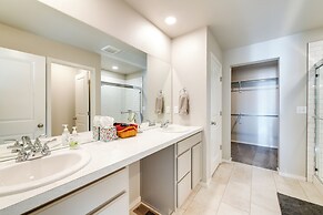 11 Mi to Fort Collins: Wellington Retreat w/ Patio