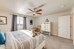 11 Mi to Fort Collins: Wellington Retreat w/ Patio