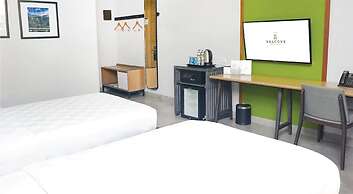 The Balcone Hotel & Resort