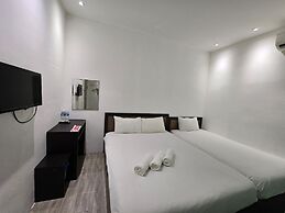 One Point Inn King Centre