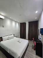 One Point Inn King Centre