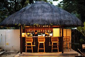 Holiday Suites Port Barton