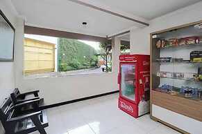Hotel Lestari