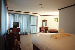 Bohol Plaza Mountain Resort And Restaurant