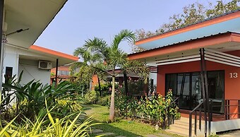 Phra Chan Khiang Dao Resort