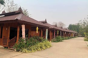 Phra Chan Khiang Dao Resort