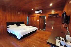 Phra Chan Khiang Dao Resort