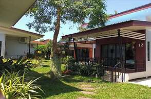 Phra Chan Khiang Dao Resort
