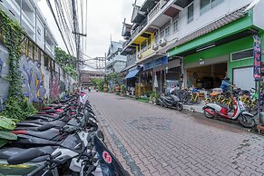 Kayan Hostel