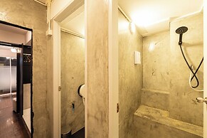 Kayan Hostel