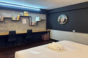 Kayan Hostel