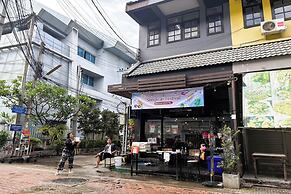 Kayan Hostel