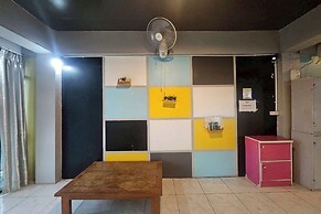 Me U Hostel