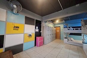 Me U Hostel
