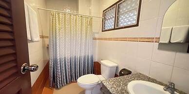 Yellow Tique Hotel