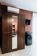 Canvas Color Your Stay