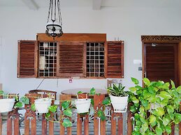 Rumah Betawi Kalipasir