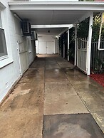 Tasha's Duplex on Muller