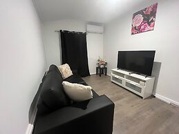 Tasha's Duplex on Muller