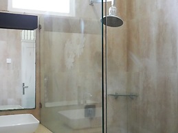 Villa The White House Seminyak